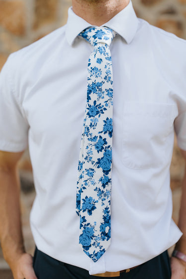 R&B White Tie w/ Blue Flower
