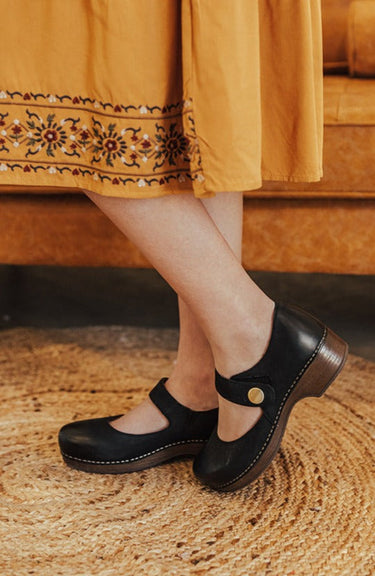 Dansko Fynn - Dansko Beatrice Black Burnished Nubuck