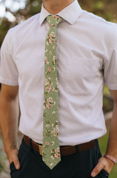 R&B Sage Tie w/ White & Pink Flower