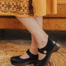 Dansko Fynn - Dansko Beatrice Black Burnished Nubuck