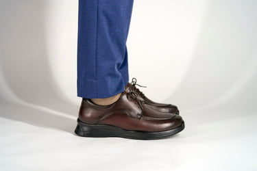 Robbins & Brooks Hammond Chocolate Brown shoe facing right