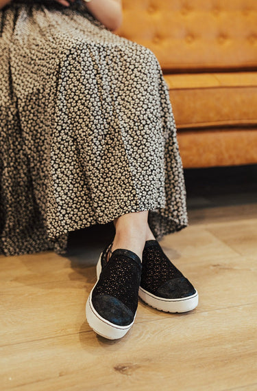 Shoes-Sisters - Jambu Erin Black