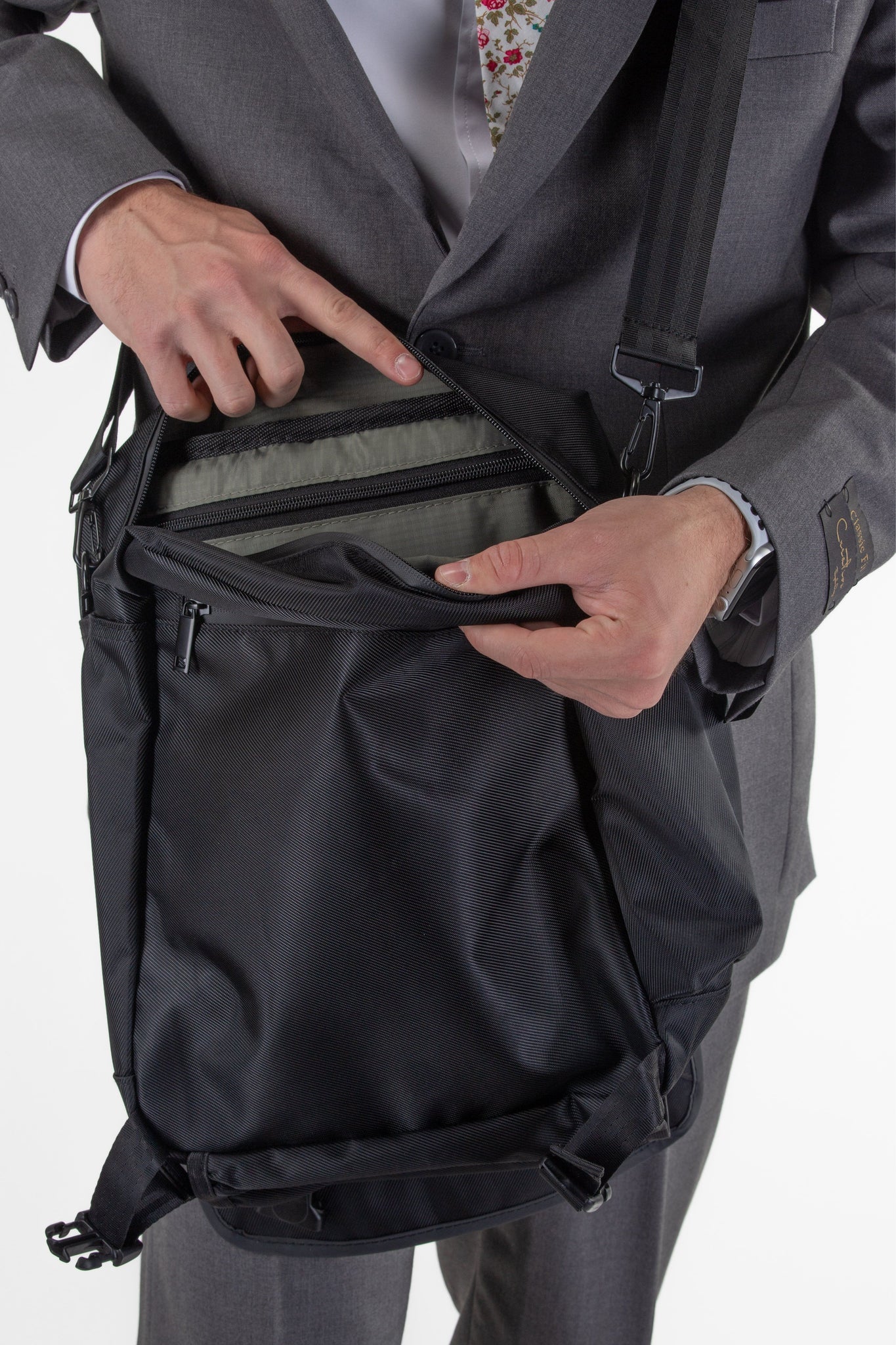 Bags - Grand Tour Arno Shoulder Bag