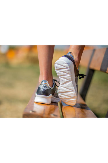 Naot Buzz Lite Grey Nubuck/Grey Cobra