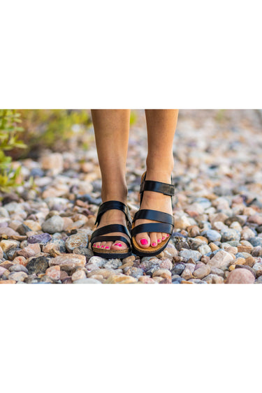 Shoes-Sisters - Naot Kayla Black Matte Leather