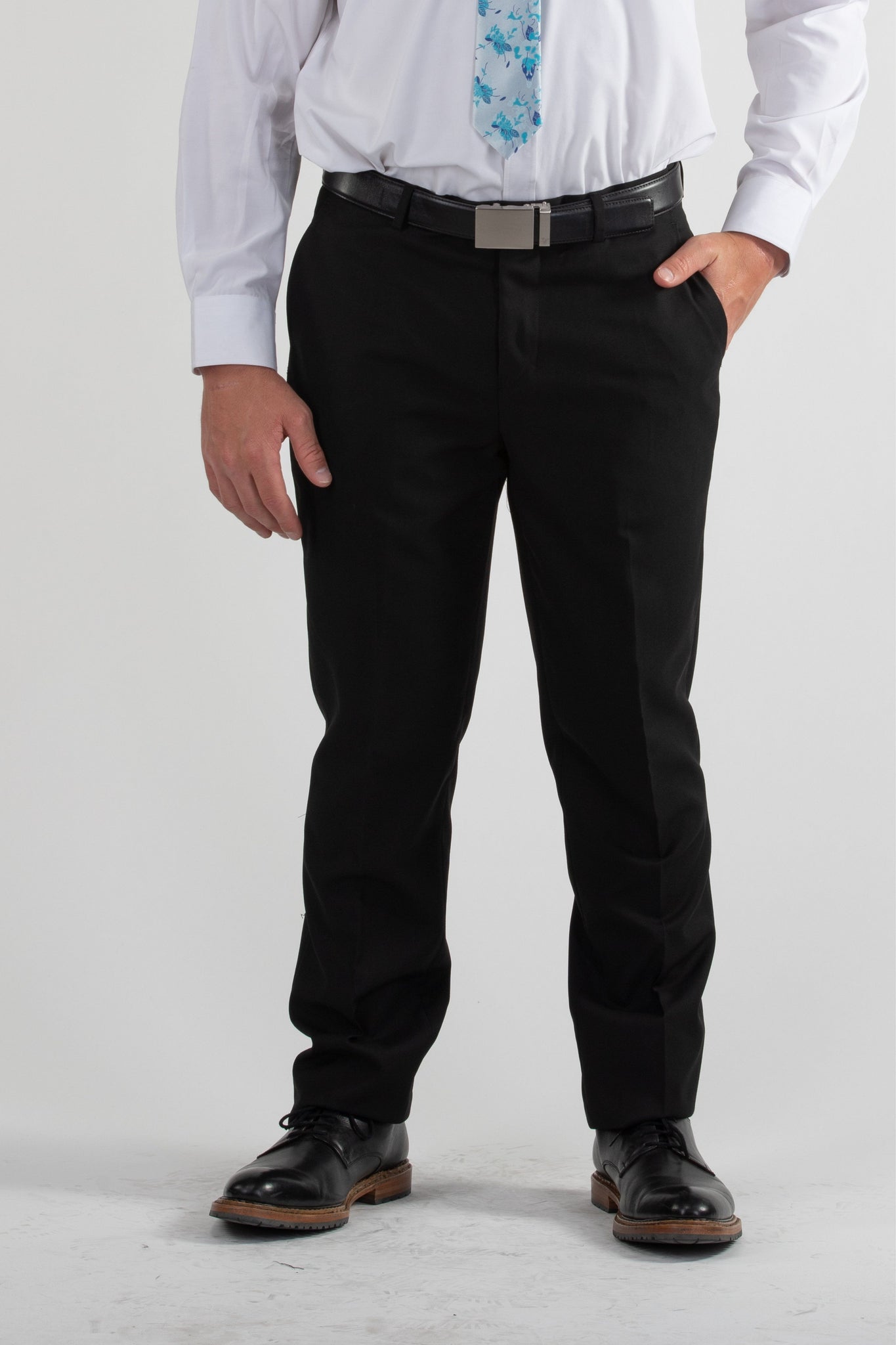 Mens Solid Black Slim Fit Flat Front 4 Way Stretch Dress Pants | The Suit  Depot